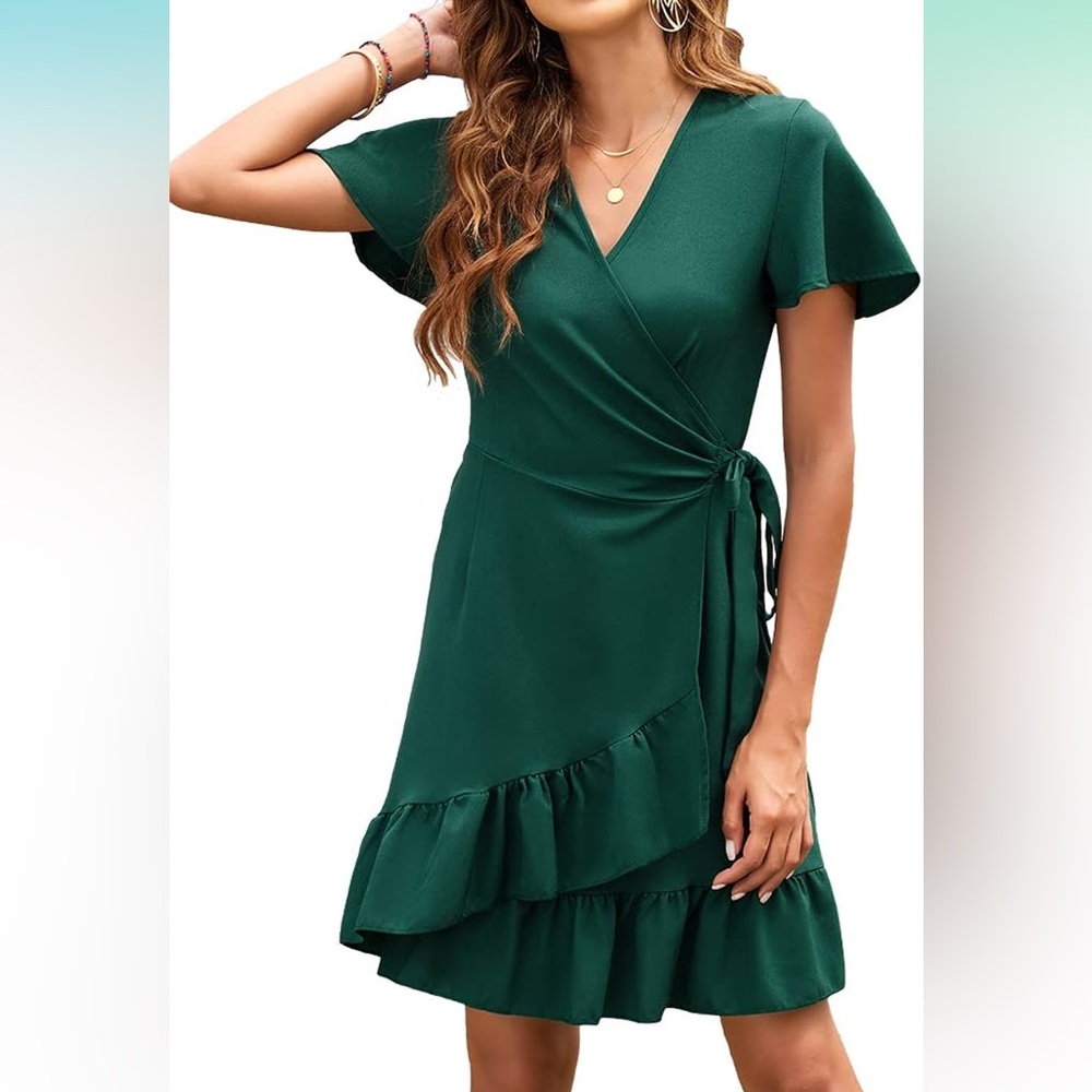 NWT! Emerald Green Flutter Sleeve Wrap Ruffle Dress